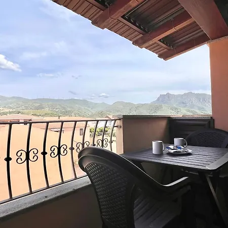 아파트 Hadley House Key To *